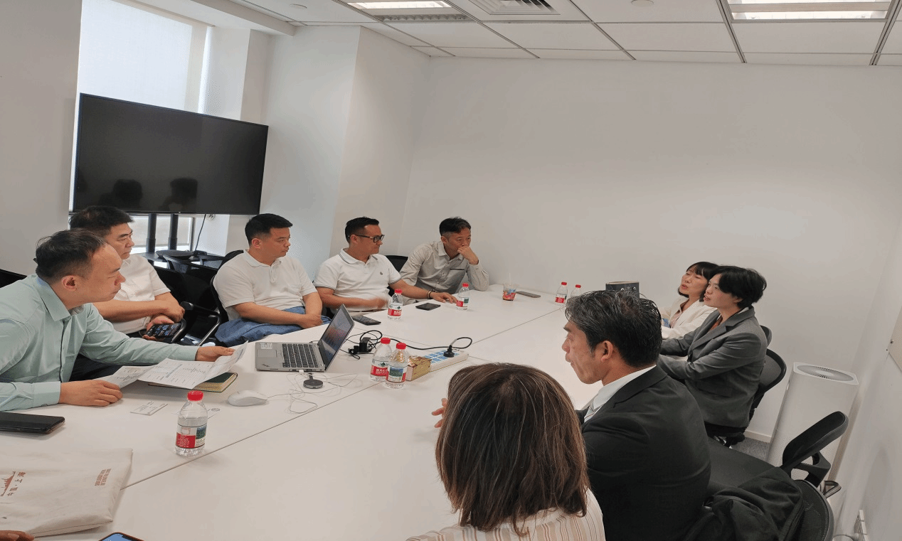 东方语言学院院长程良率队赴上海访企拓岗与考察交流
